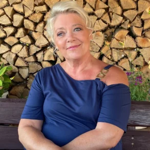 Kolti Helga